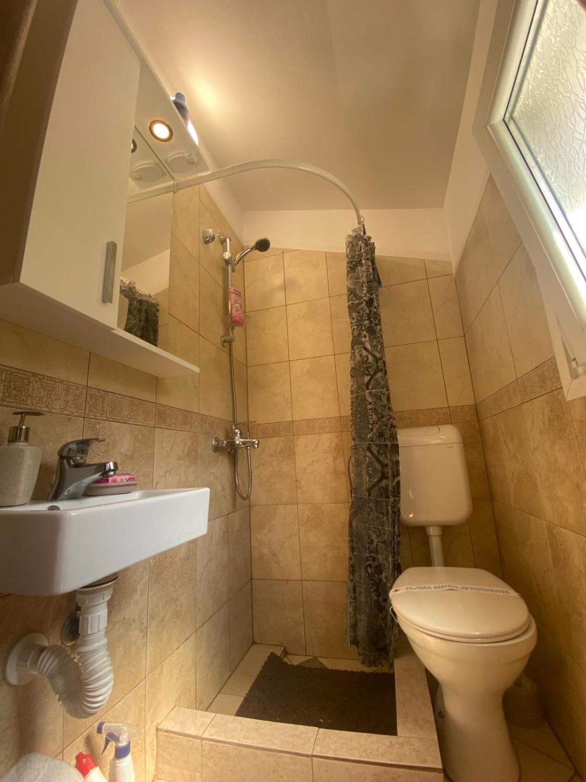 Sunny Bay Apartments Cattaro Esterno foto